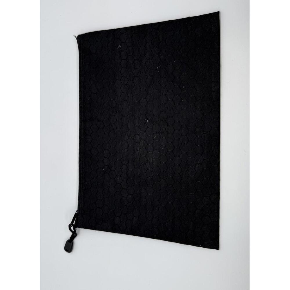 DAS Hex Pattern Drawstring Storage Pouch 9"x7" - Picture 3 of 4